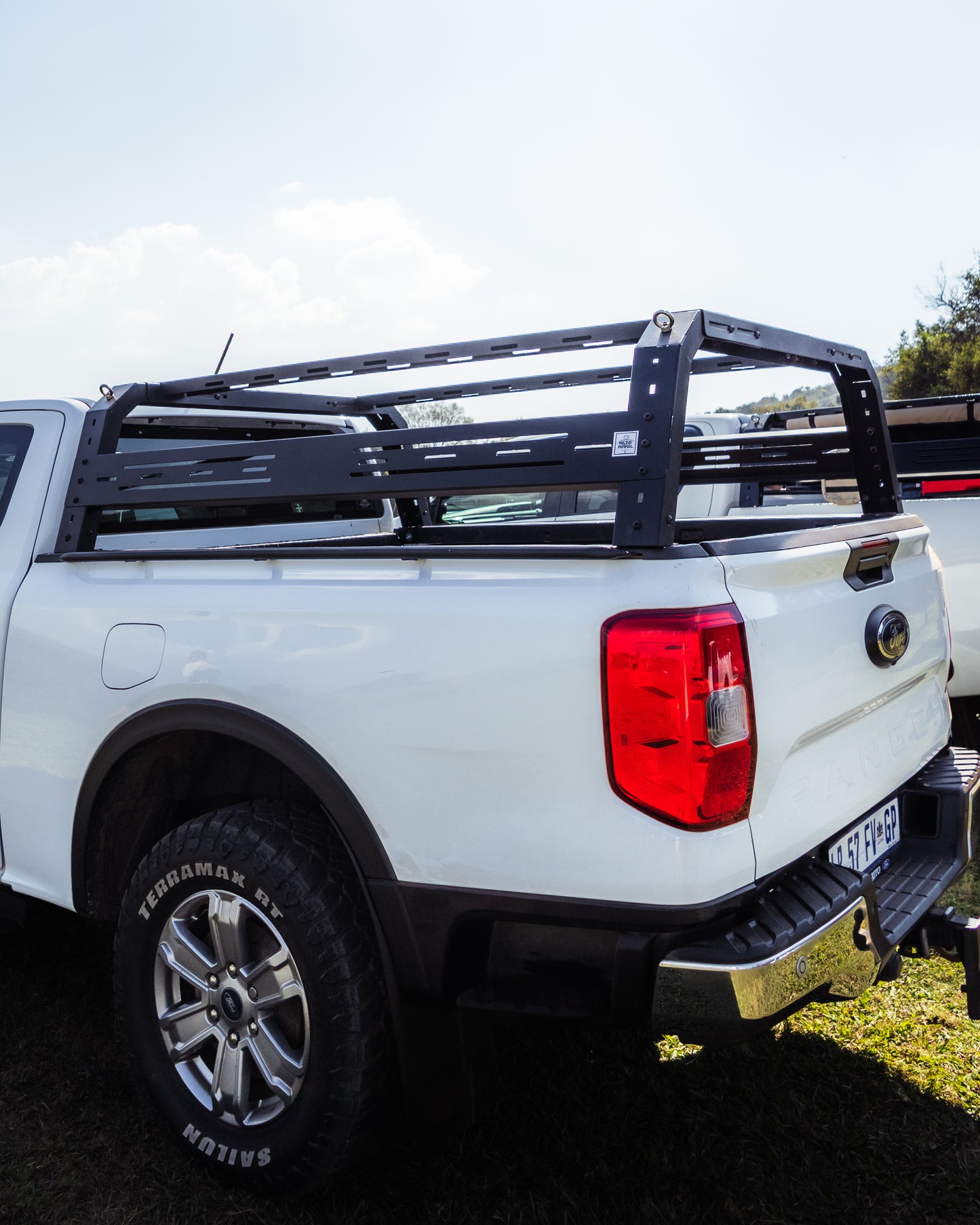 Adjustable Bed Rack (Super Cab)